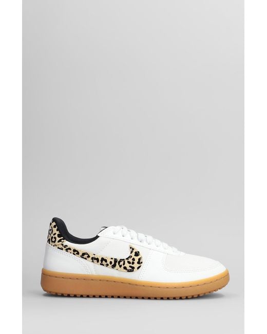 Nike White Field General Se
