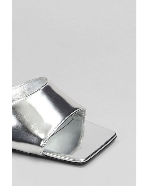Slipper-Mule Abbie Sculpt in Pelle Argento di SCHUTZ SHOES in White