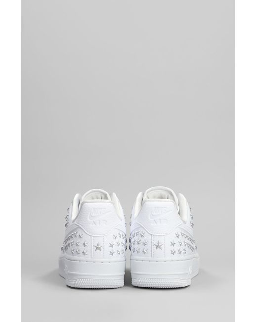 Sneakers Air Force 1 07 XX in Pelle Bianca di Nike in White