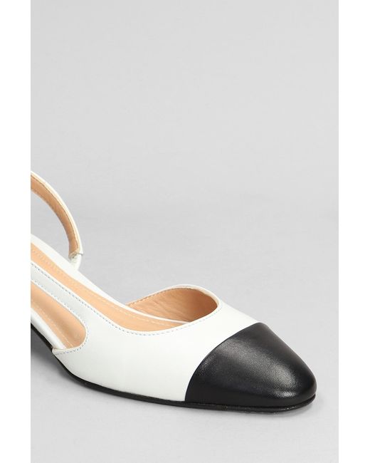 Decollete in Pelle Bianca di Julie Dee in White