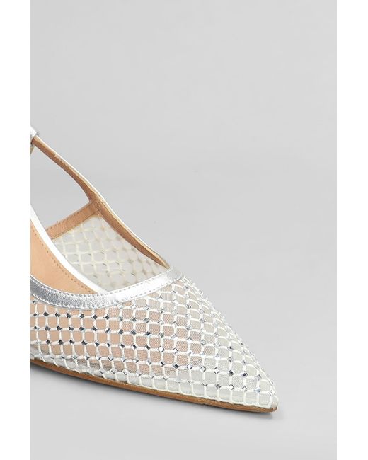 Decollete in pelle e tessuto Argento di Chantal in White