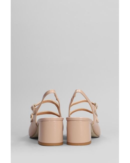 Decollete in Pelle Cipria di Julie Dee in Pink