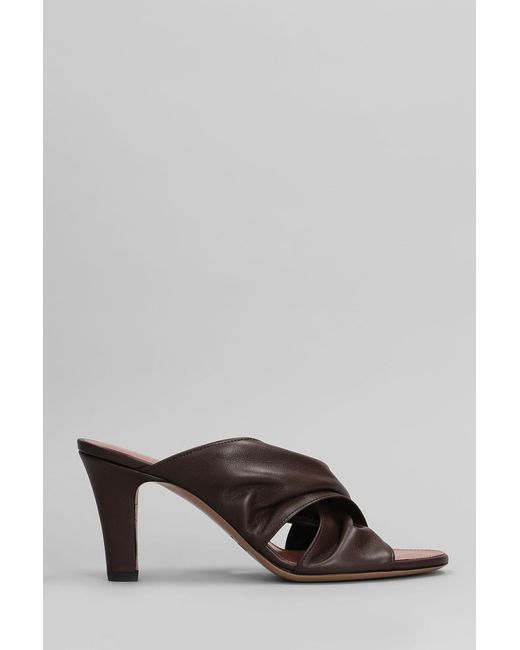 Slipper-Mule Maria Mule 75 in Pelle Marrone di Paris Texas in Gray