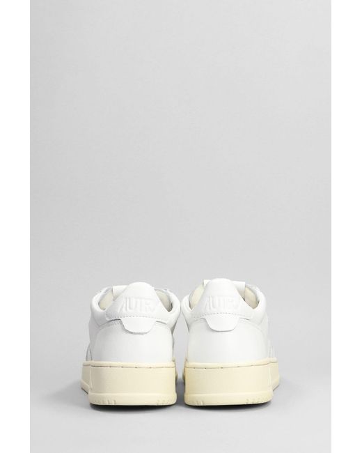 Sneakers Medalist Low in Pelle Bianca di Autry in White da Uomo
