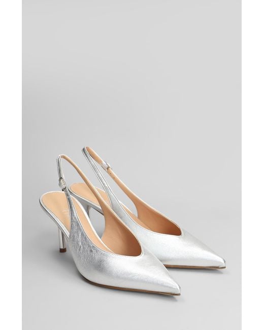 Decollete in Pelle Argento di The Seller in White