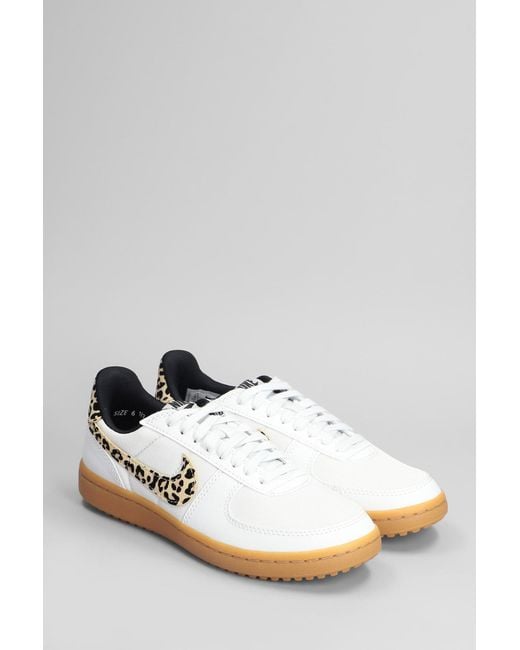 Nike White Field General Se