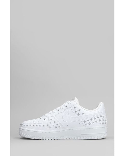 Sneakers Air Force 1 07 XX in Pelle Bianca di Nike in White