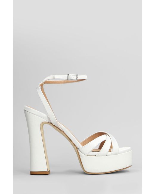 Sandali in Raso Bianco di Chantal in White