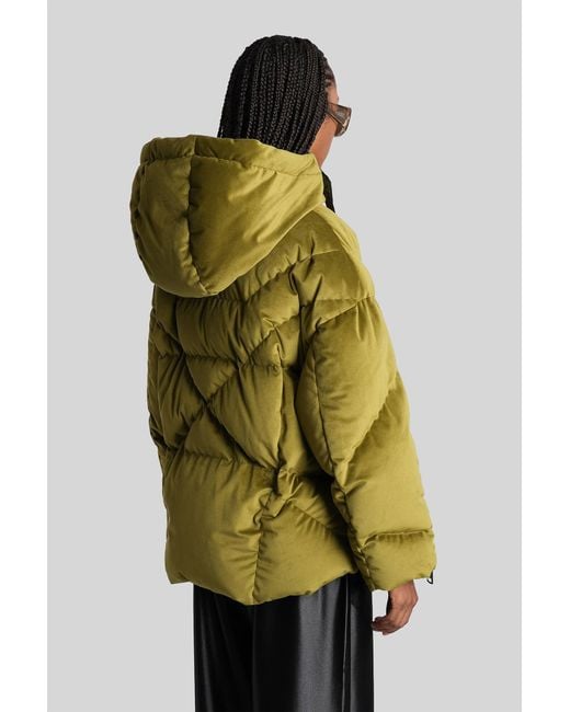 Piumino in Poliammide Verde di Khrisjoy in Green