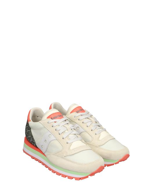 saucony canvas