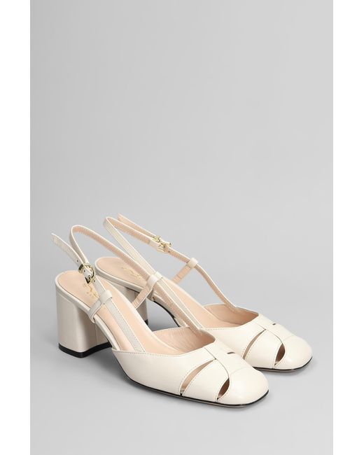Decollete in Pelle Beige di Evaluna in Natural