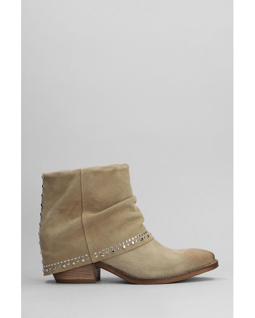 GISÉL MOIRÉ Brown Irina Texan Ankle Boots In Taupe Suede