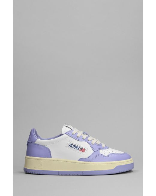 Autry 01 Sneakers In Viola Leather | Lyst