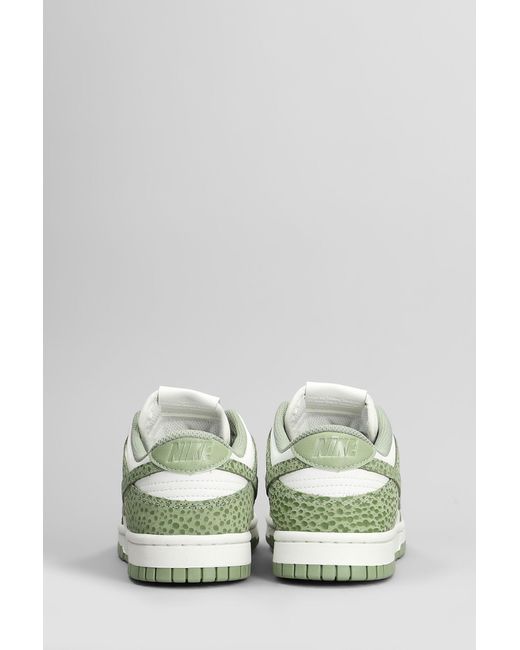 Sneakers Dunk Low Prm in Pelle Bianca di Nike in Green