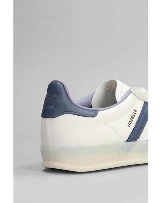 Sneakers Gazelle Indoor in Pelle Bianca di Adidas in White