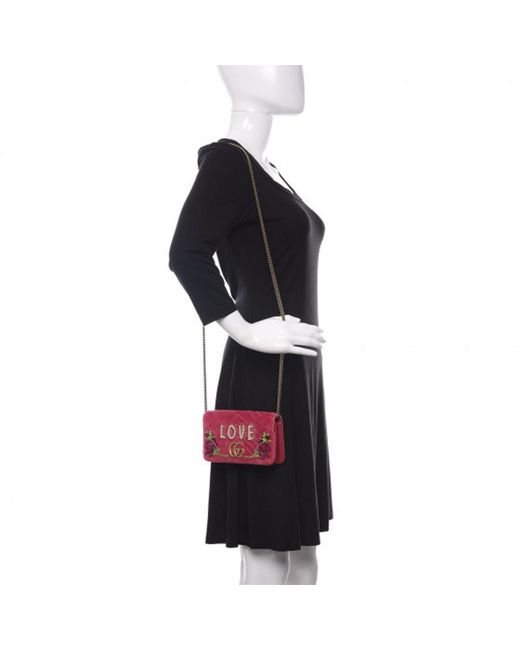 Raspberry pink clutch bag discount
