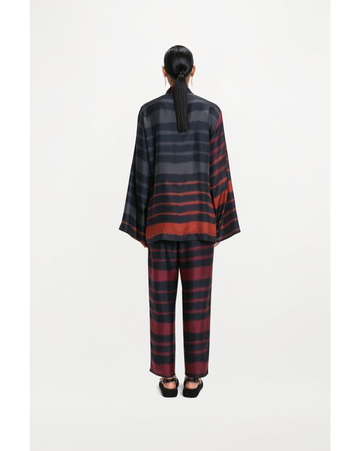 RS24-RTW-JK08M-0001 TAO JACKET PRINTED SILK TWILL RAINBOW CROC Blue Tao Jacket