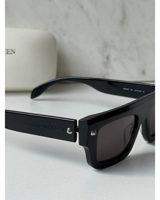 McQueen Black Am0427S Sunglasses