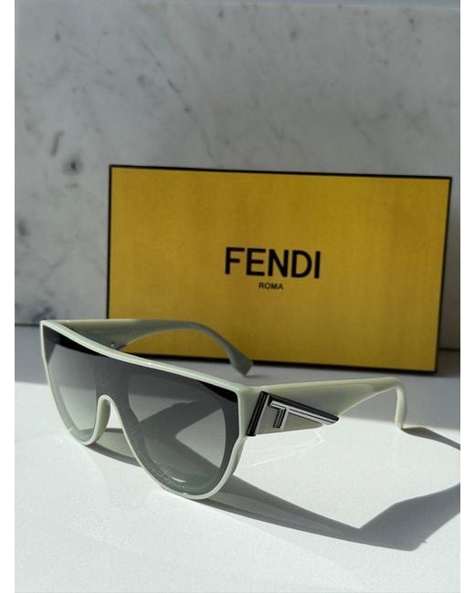 Fendi Black Fe40150I First Flat Top Sunglasses