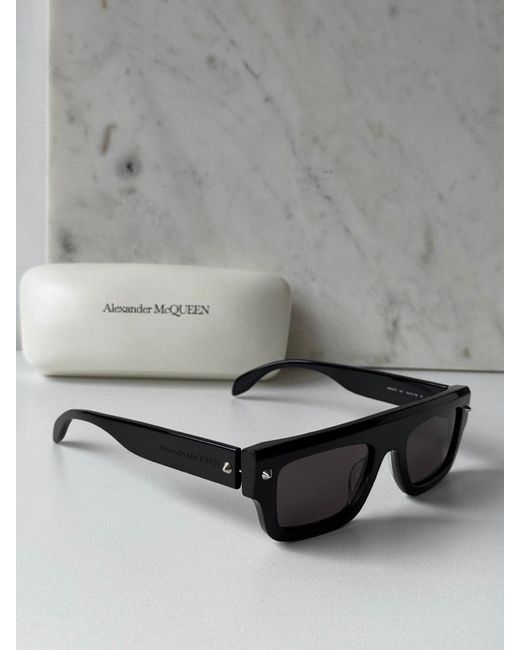 McQueen Black Am0427S Sunglasses