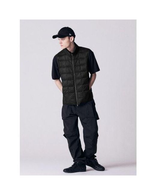Taion Black Hi Neck Zip Down Gilet for men