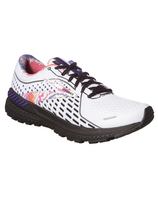 brooks empower her adrenaline