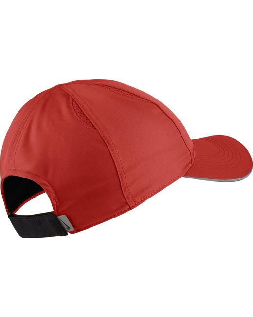 nike featherlight running hat