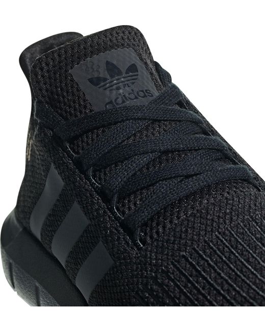 all black swift run shoes