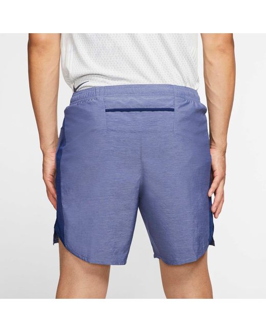 Nike Challenger 7 Inch Shorts in Blue 