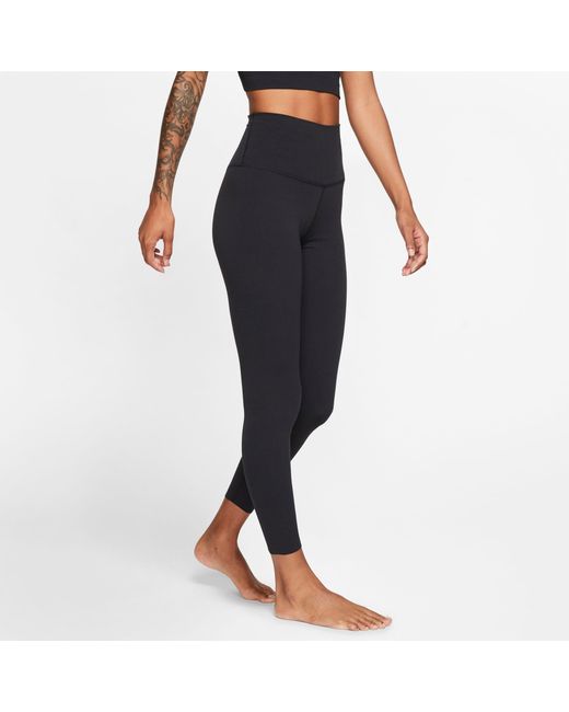 nike yoga luxe black