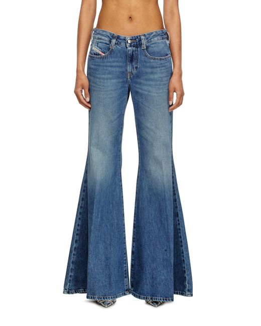 Flare Jeans DIESEL en coloris Blue