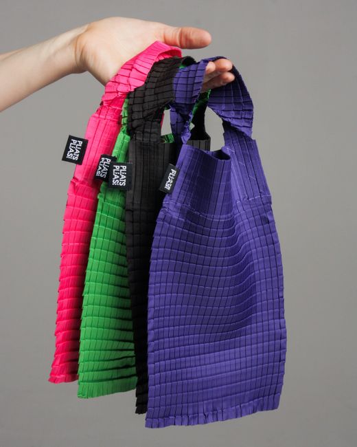 Pleats Please Issey Miyake Daily Pleats Bag in Purple | Lyst UK