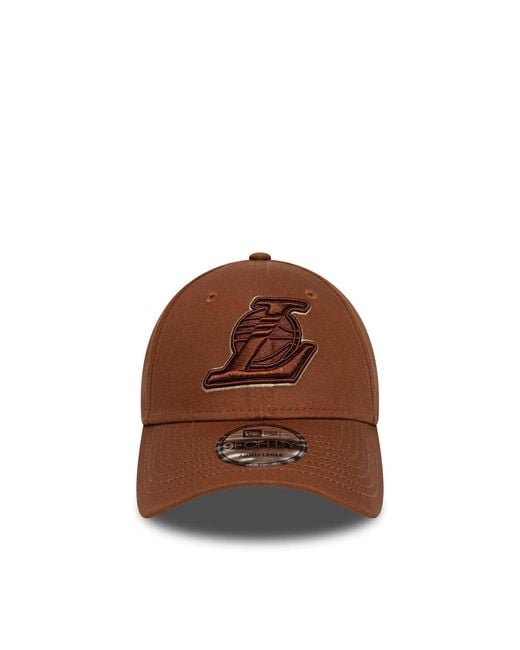 Cappellino 9Forty La Lakers Nba Team Outline Med di KTZ in Brown da Uomo