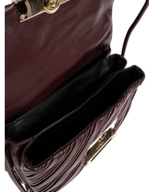 Borsa Elegante Bordeaux Con Texture A Coste E Fibbia Dorata di Victoria Beckham in Purple