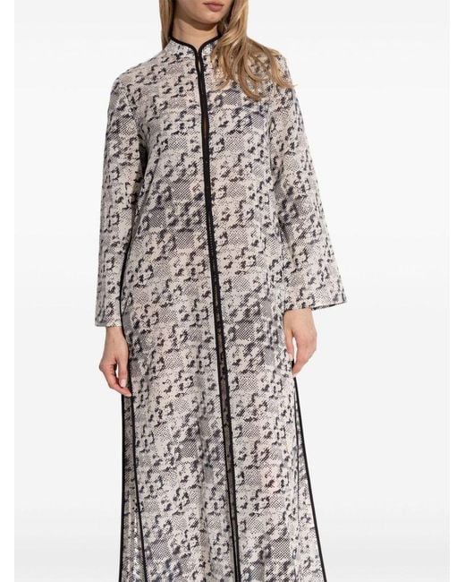 ダウンジャケット・コート Tory Burch Silk Blend Long Caftan With High Collar Tory Burch Ivory Silk Blended Caftan in White | Lyst