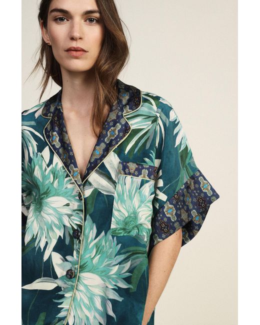 Chemise Ample Imprimé Floral Avec Poche Dixie en coloris Blue