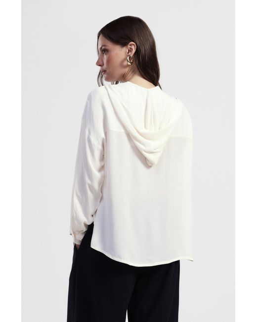 Camicia Ampia V Con Maniche Lunghe di Dixie in White
