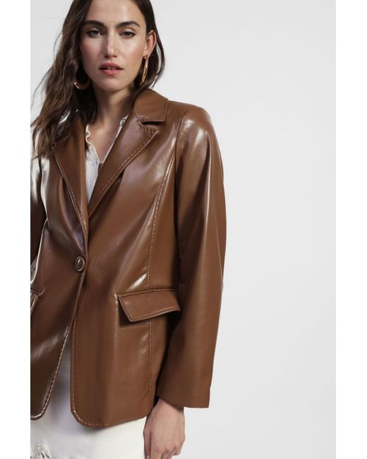 Blazer Regular Fit Con Tasche A Patta di Dixie in Brown