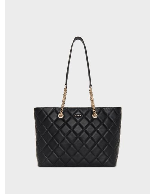 black medium tote bag