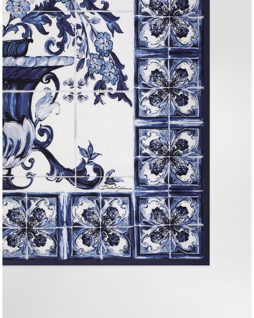 Dolce & Gabbana Blue Dg Exclusive Majolica- 90X90 Silk Twill Foulard