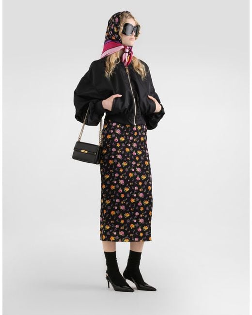 Dolce & Gabbana Black Small Rose Bouquets-Print Straight Charmeuse Skirt
