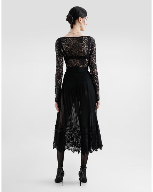 Dolce & Gabbana Black Floral Lace Top With A Sweetheart Neckline