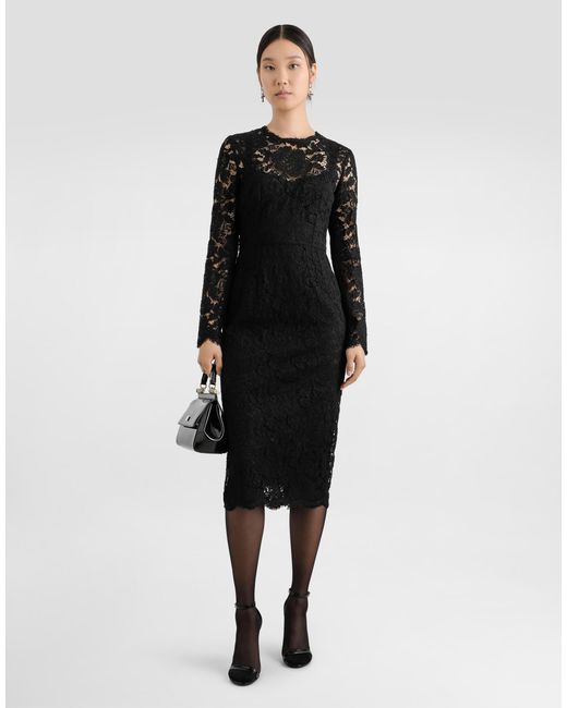 Vestido Longuette De Manga Larga En Encaje Elástico Con Logotipo Dolce & Gabbana de color Black