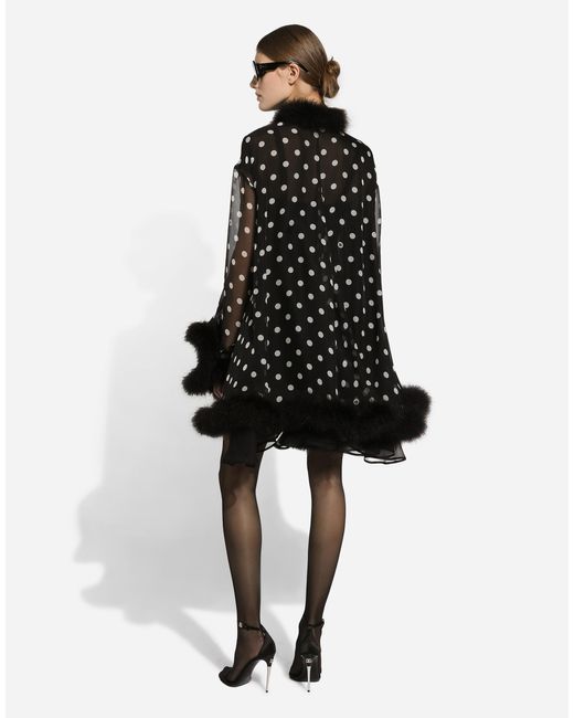 Dolce & Gabbana Black Cape Aus Chiffon Punkteprint Mit Marabufederbesatz