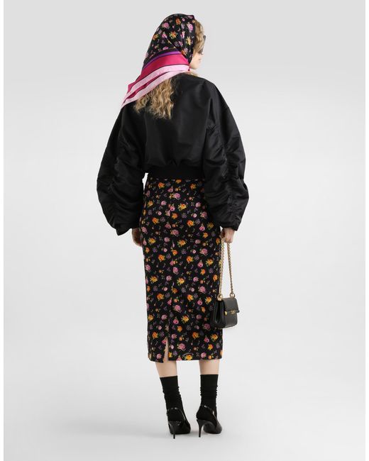 Dolce & Gabbana Black Small Rose Bouquets-Print Straight Charmeuse Skirt