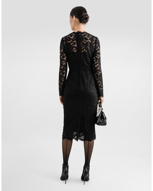 Vestido Longuette De Manga Larga En Encaje Elástico Con Logotipo Dolce & Gabbana de color Black