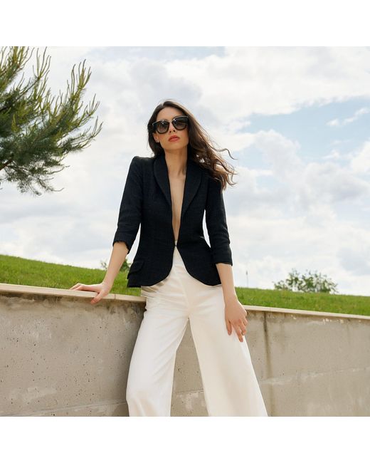 AVENUE No.29 Black Structured Blazer