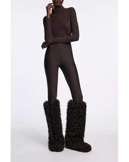 Dorothee Schumacher Black Longsleeve mit Rollkragen aus leichtem, technischem Jersey