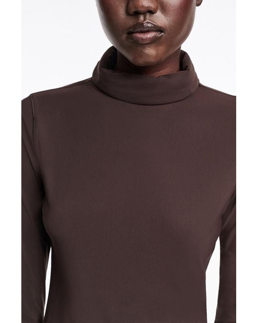 Dorothee Schumacher Black Longsleeve mit Rollkragen aus leichtem, technischem Jersey