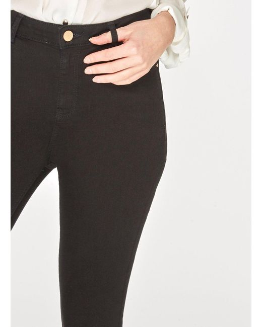 black shape jeans
